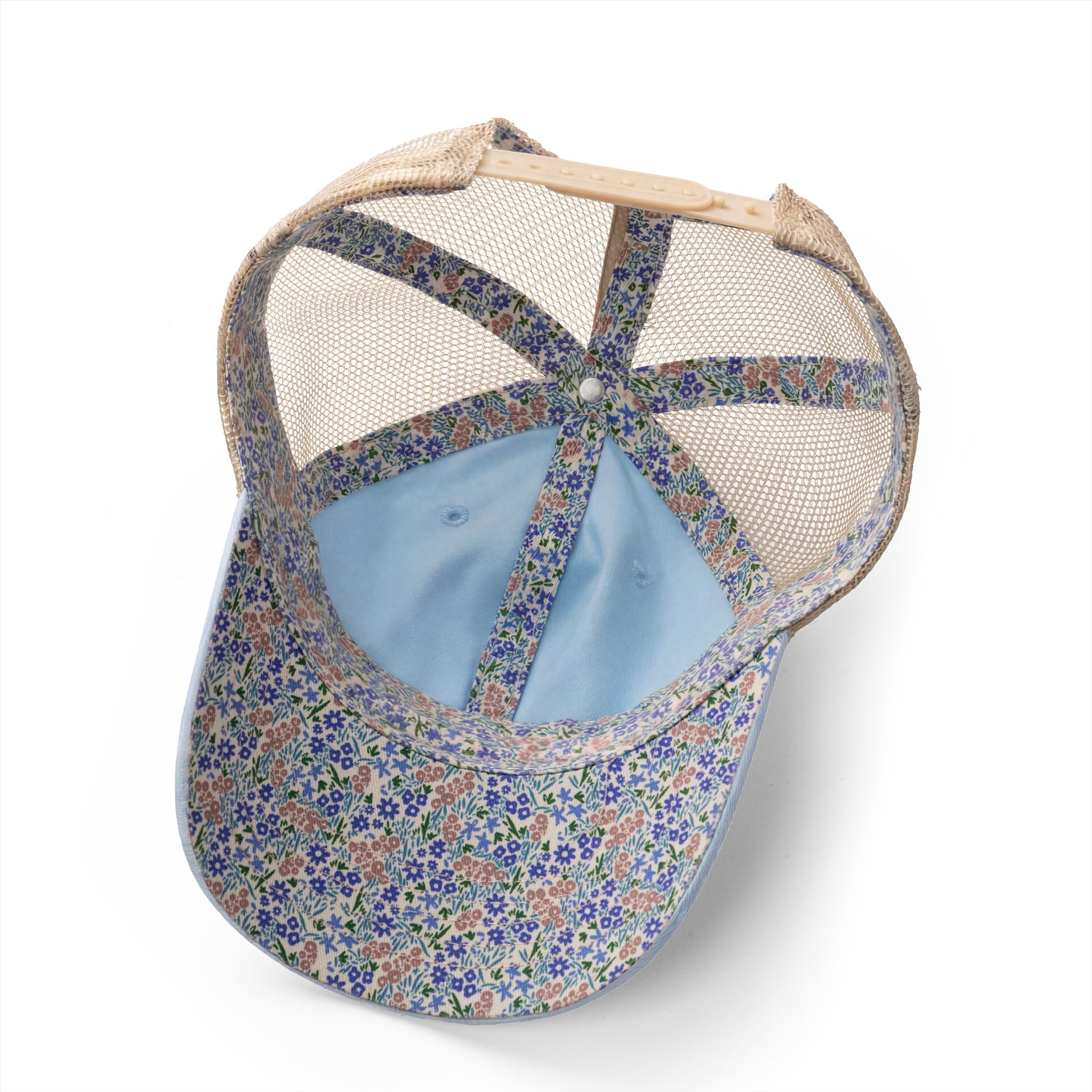 Women's Washed Mesh-Back Cap with Embroidered Logo