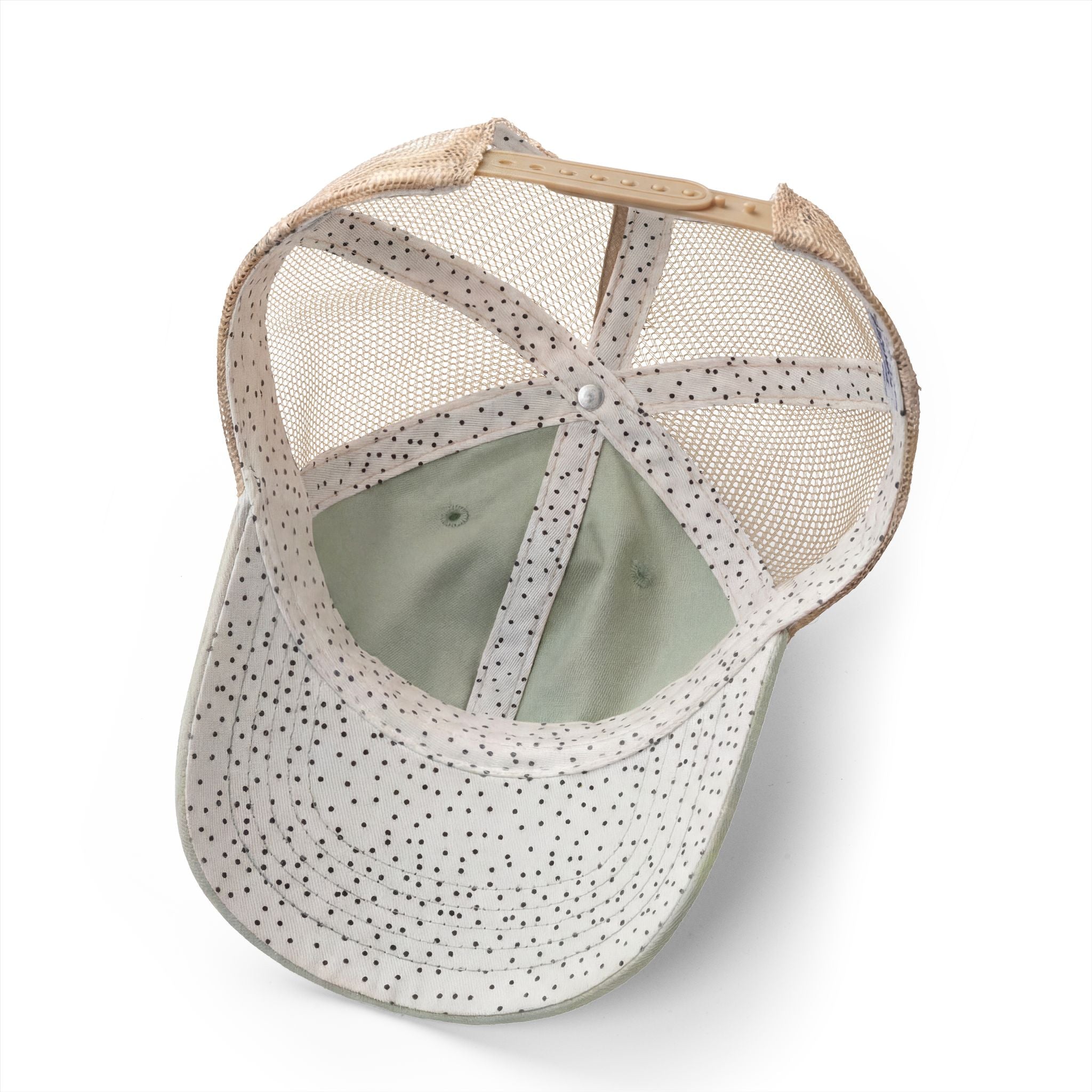 Women's Washed Mesh-Back Cap with Embroidered Logo