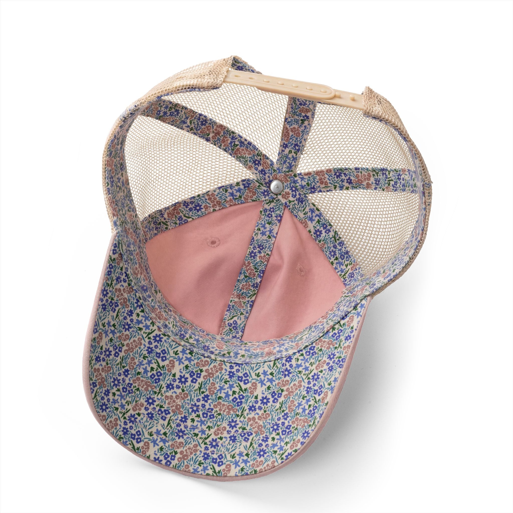 Women's Washed Mesh-Back Cap with Embroidered Logo